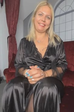 Vicky Wilfing VR porn